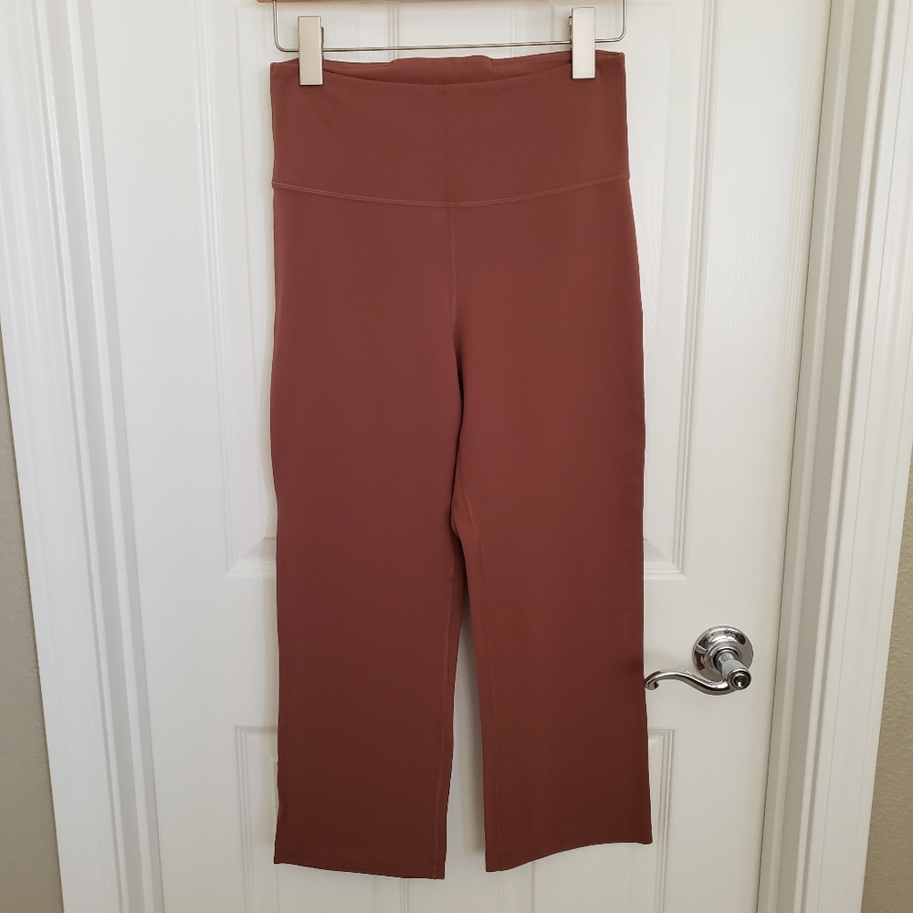 Lululemon HR Align Groove crop